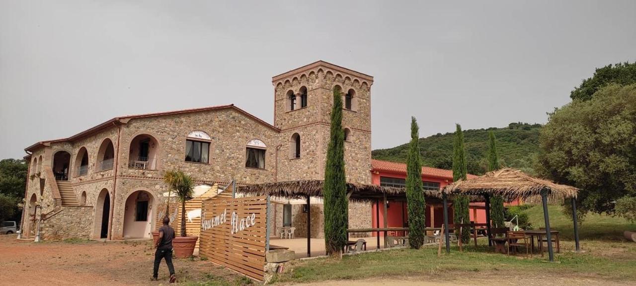 Agriturismo La Fontanella & Glamping Суверето Экстерьер фото